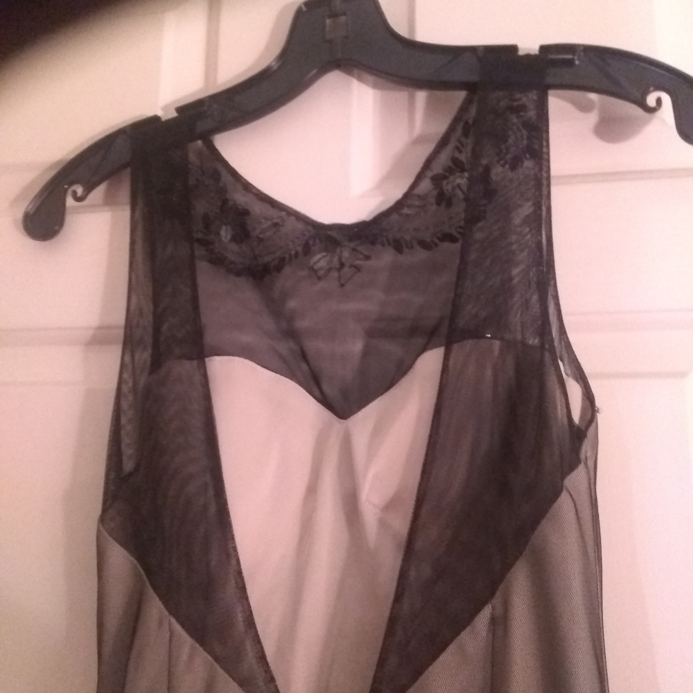 Prom Dress - Picture 4 of 4